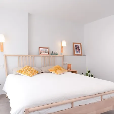 Apartament Apartment: Sea Views, Terrace And Pool